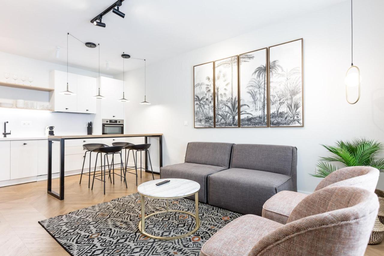 Eleven Real De La Carreteria, By Homing U Appartement Sevilla Buitenkant foto