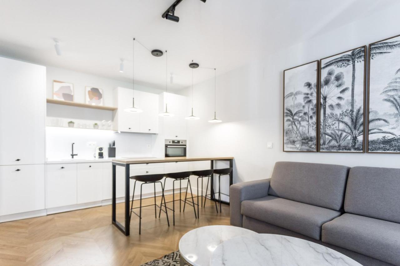 Eleven Real De La Carreteria, By Homing U Appartement Sevilla Buitenkant foto