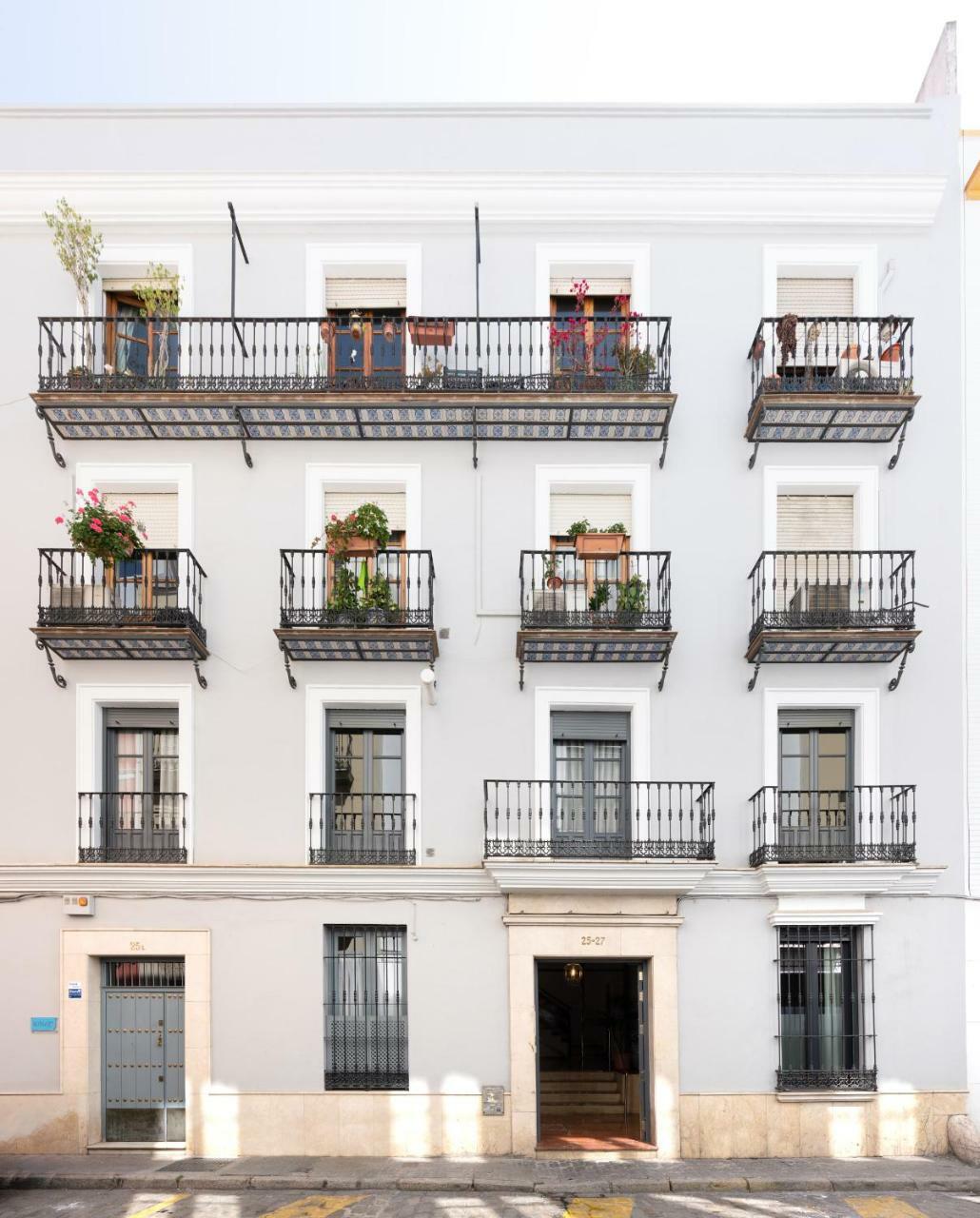 Eleven Real De La Carreteria, By Homing U Appartement Sevilla Buitenkant foto